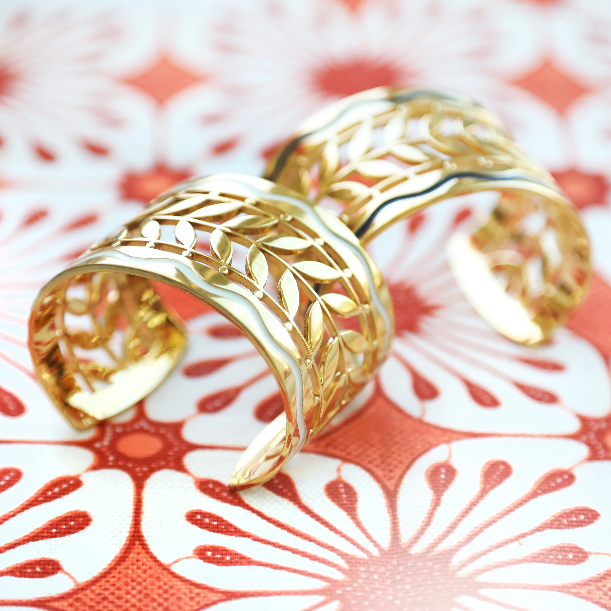 Cala Cuff - Ivory - Image 10