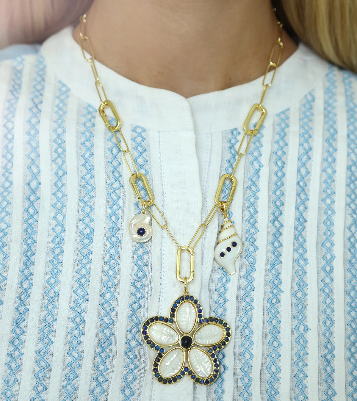 Charm Link Chain - Gold - Image 3