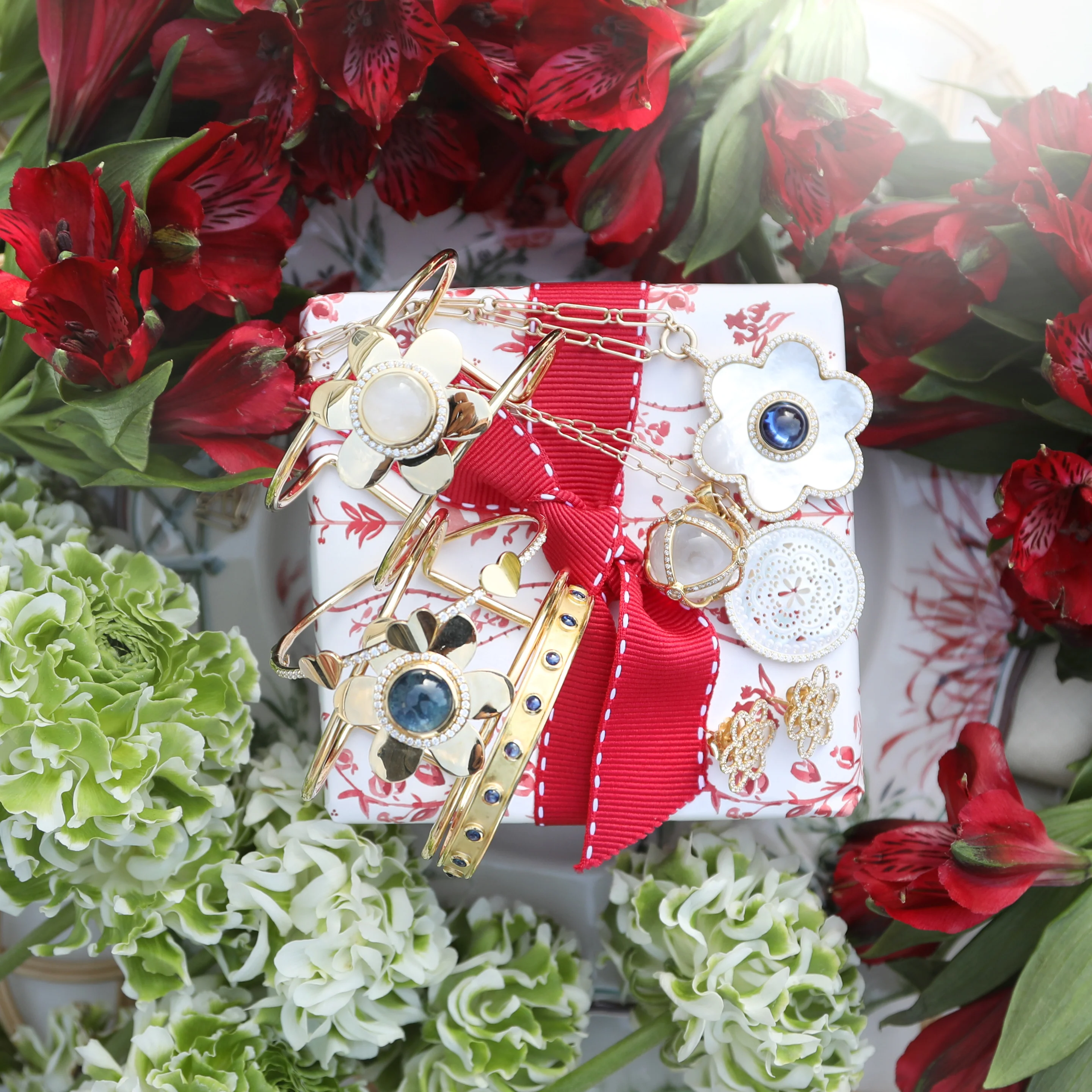 Diamond & Sapphire Fleur Cuff - Image 4