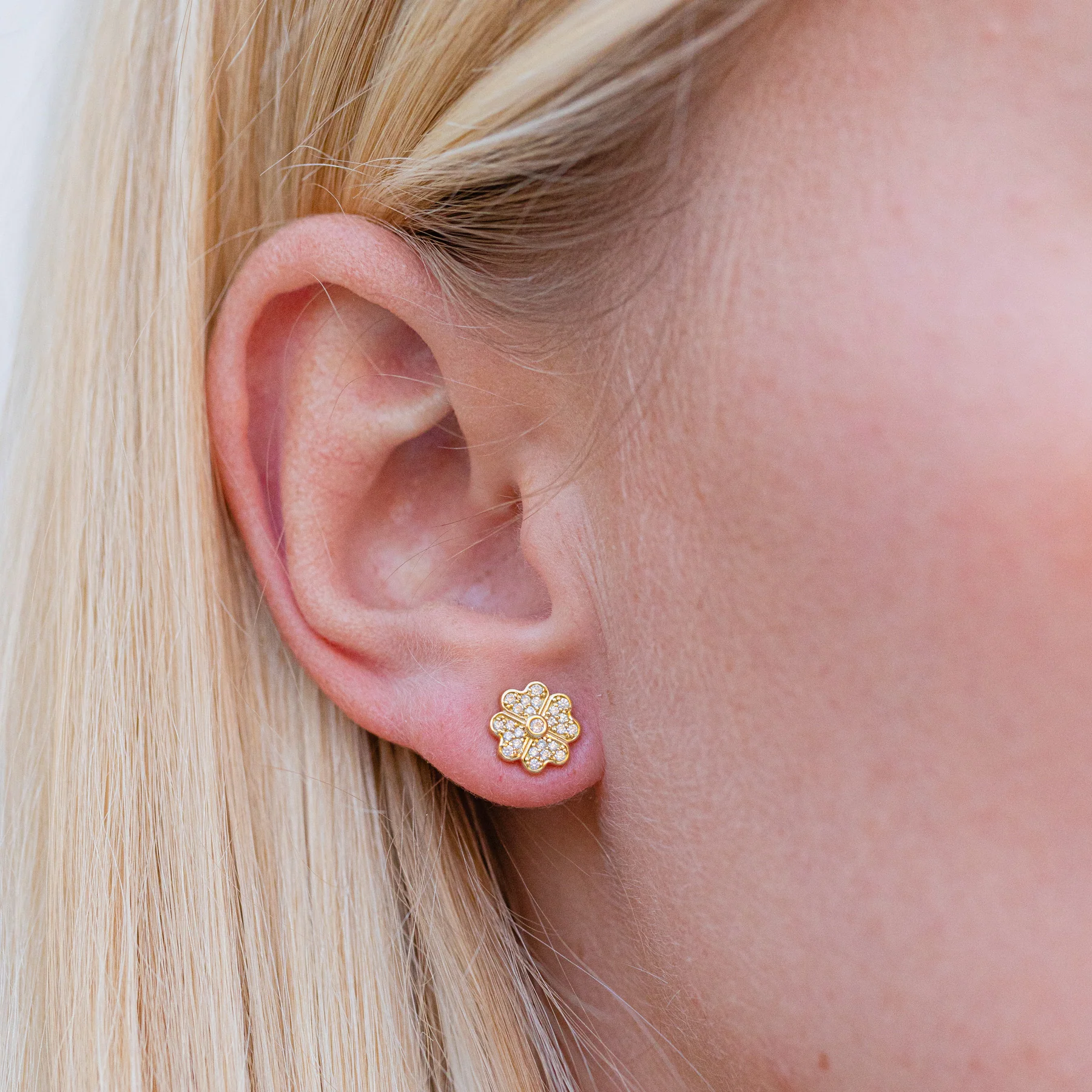 Pave Diamond Clover Stud - Image 2