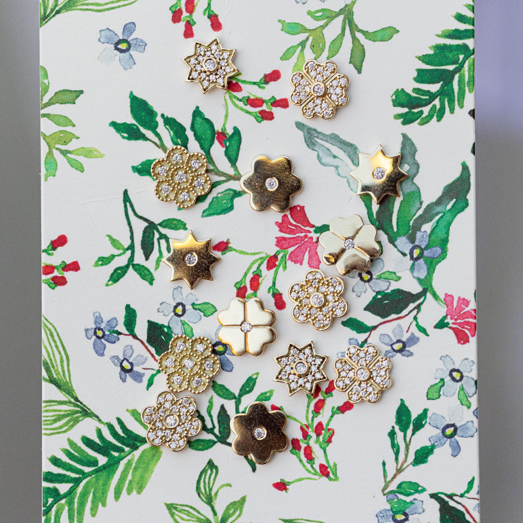 Pave Diamond Clover Stud - Image 3